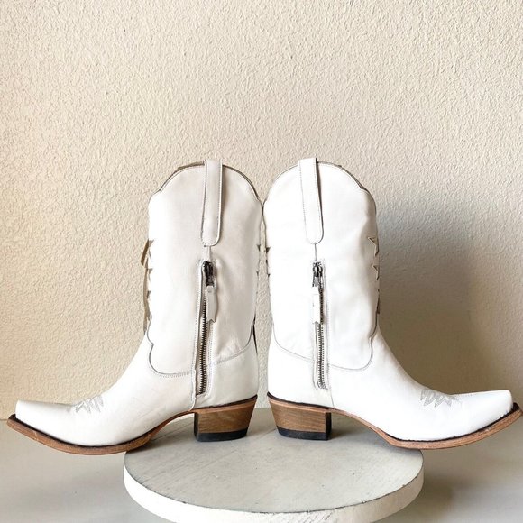 Junk Gypsy Lane Lost in the Stars 8.5 Womens Western Boots White Snip Toe Fringe - Picture 10 of 14